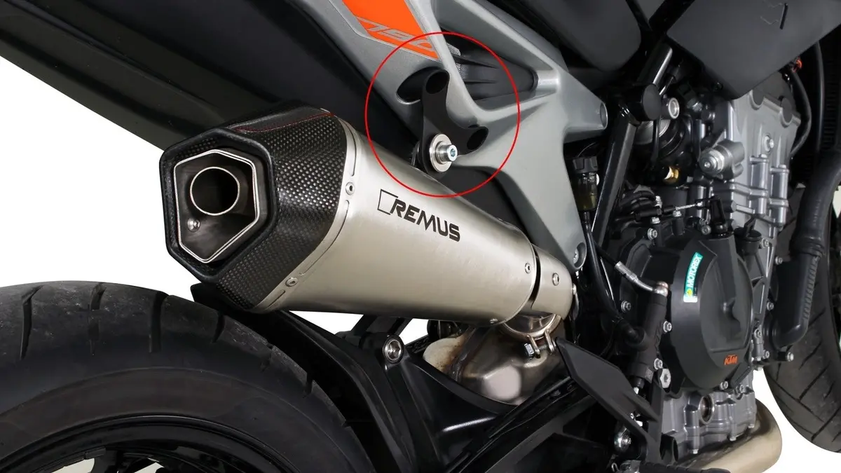Remus Optional Muffler Bracket For 2018–Present Ktm 790 Duke (77 Kw, Euro 4 Compliant) 1